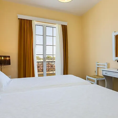 Апарт-отель Castello Bianco 3*
