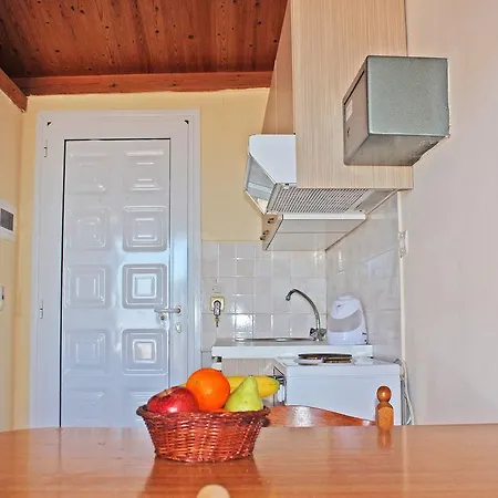 Castello Bianco Aparthotel 3*