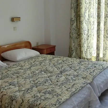 Castello Bianco Aparthotel