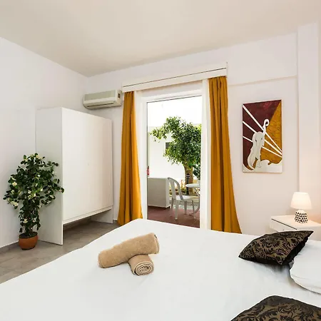 Castello Bianco Aparthotel 3*