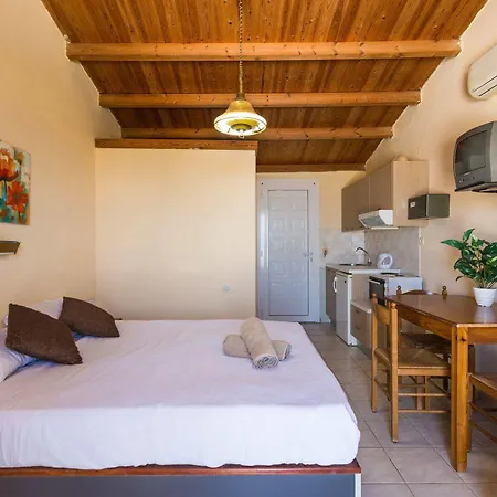 Aparthotel Castello Bianco 3*