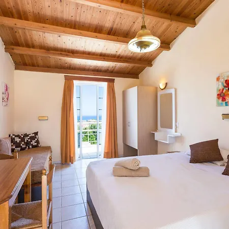 Aparthotel Castello Bianco 3*