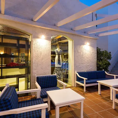 Aparthotel Castello Bianco Platanes (Rethymno)